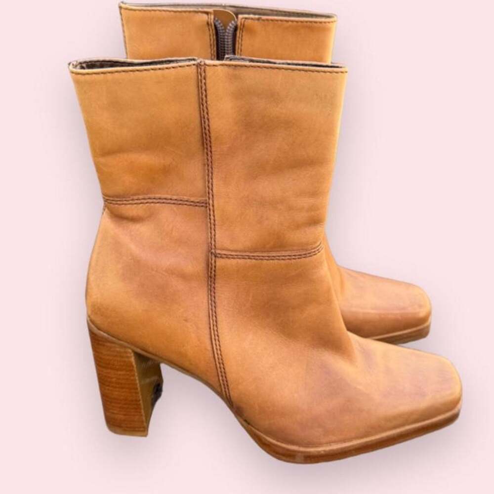 Early Y2K Candies Square toe platform boots